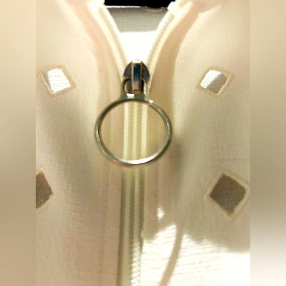 TanJay Geometric Cutout Blazer - Picture 2 of 4